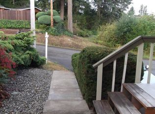 7417 Hill Ave APT 1, Gig Harbor, WA 98335