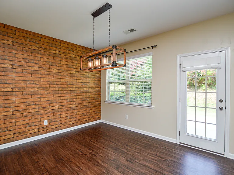 2037 Ice Lake Ct — Photo 16