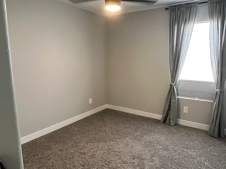 1408 E Carson Rd — Photo 7