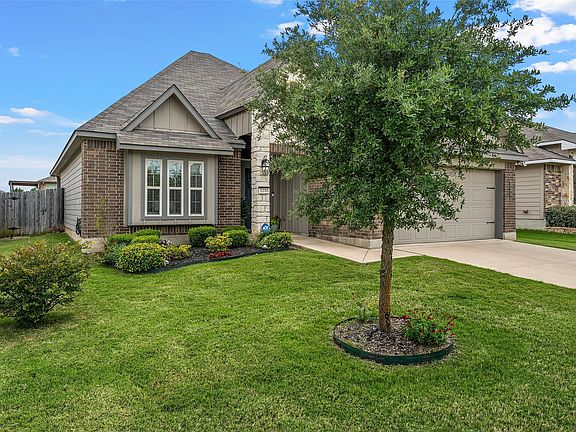 3rd image of 3205 Samson Dr