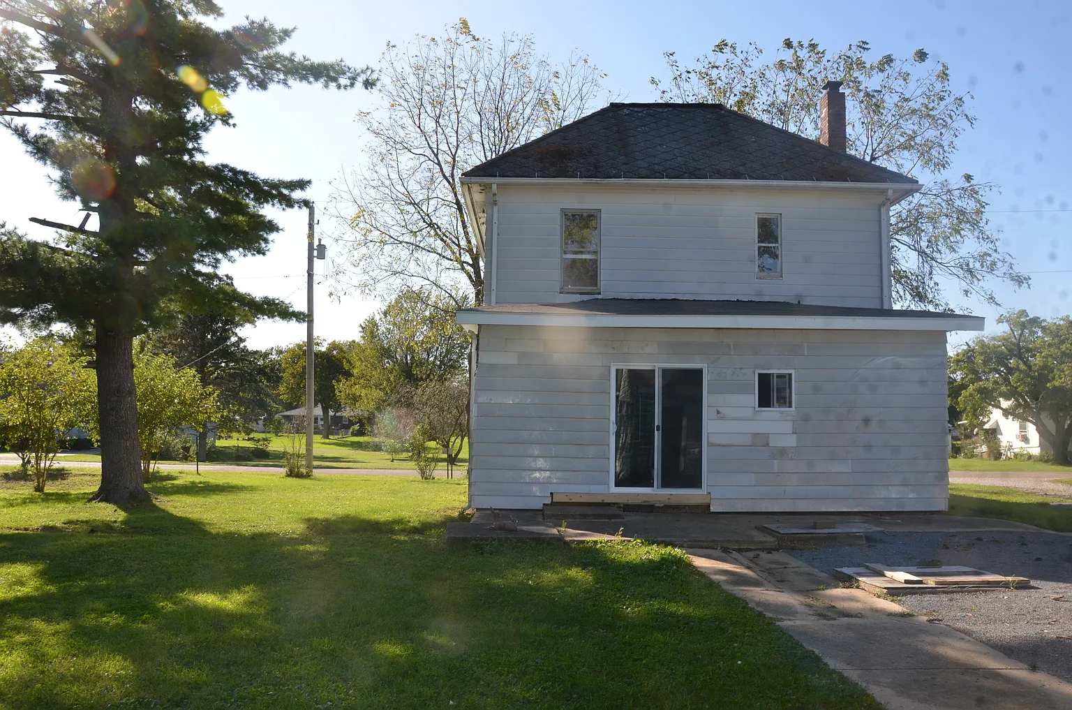 1788 State St photo 1