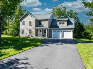 37 Chestnut Heights Rd, Gray, ME 04039