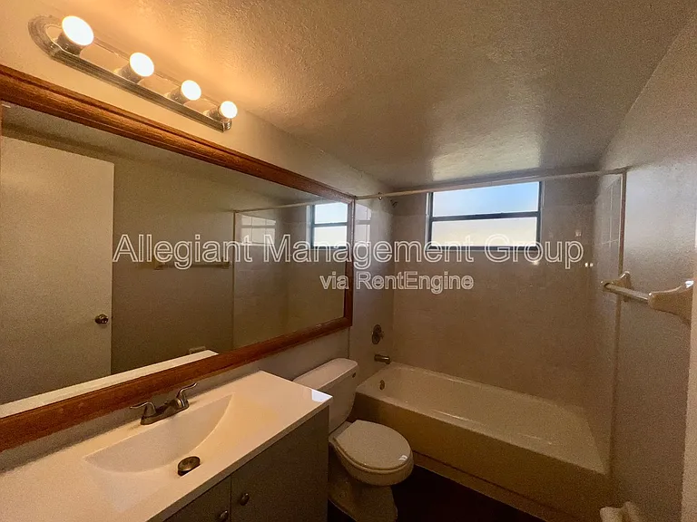 2807 Rio Grande Trl — Photo 12