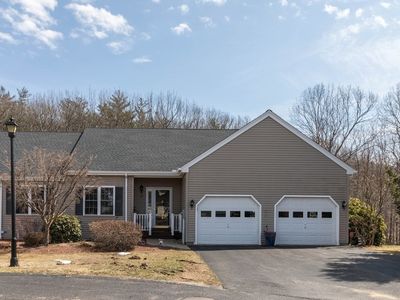 37 Shire Rd UNIT 76FF, Fitchburg, MA, 01420