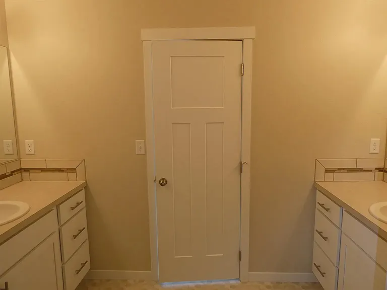3315 S Custer Ln — Photo 5