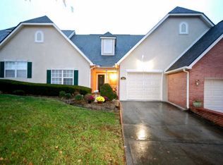 5721 Fall Creek Ln, Knoxville, TN 37912