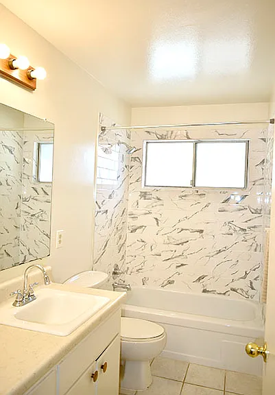 411 Clark Dr — Photo 20