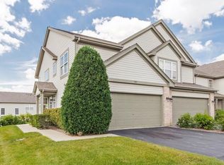 737 Sycamore Ct, Lindenhurst, IL 60046