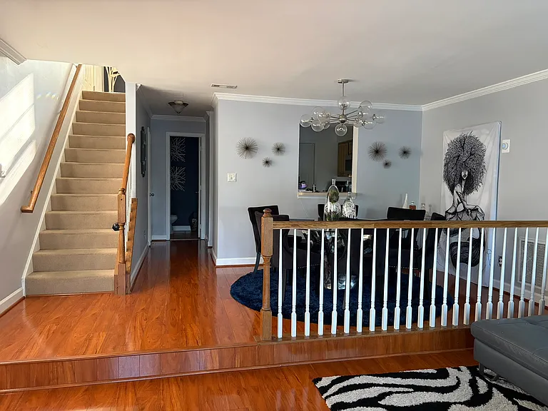 4069 Chesterwood Dr — Photo 2