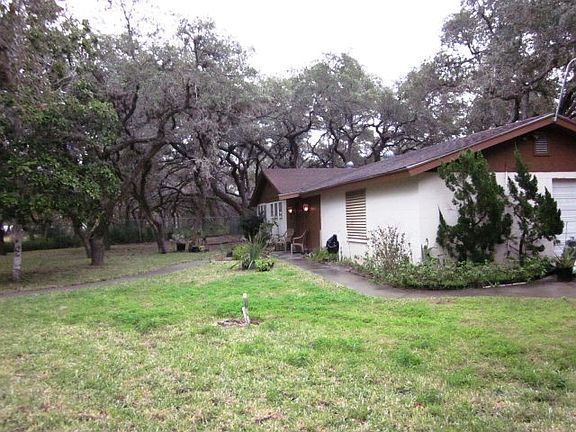 2nd image of 318 Donnie Dr