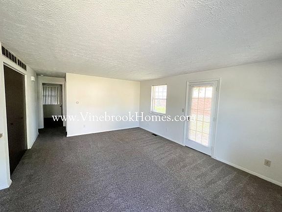 2nd image of 7724 Mount Hood St