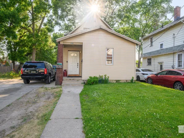 1939 Stafford Ave SW, Grand Rapids, MI 49507