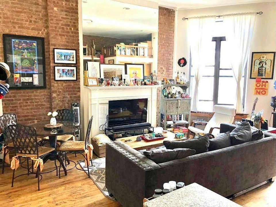1st image of 111 W 74th St APT 2R