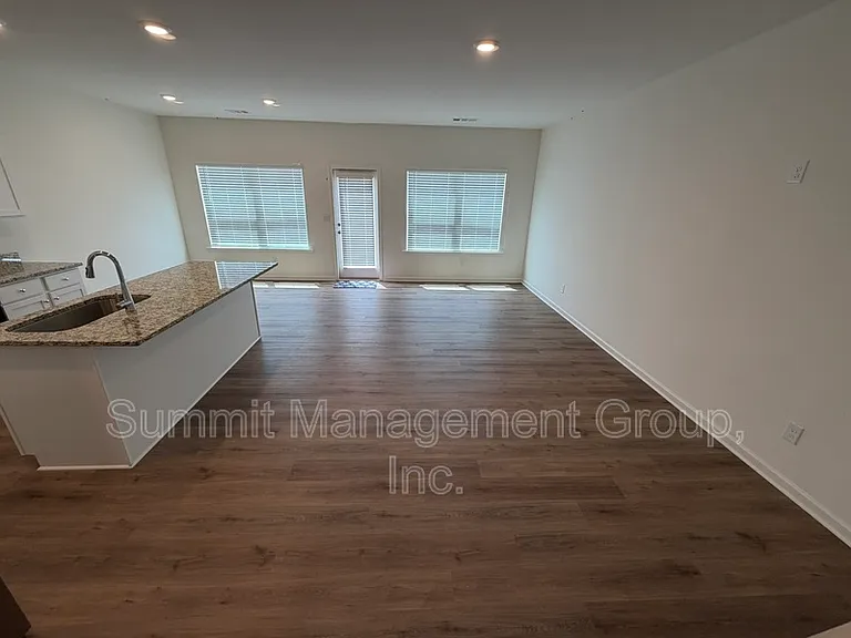 1506 Aralynn Ct — Photo 3