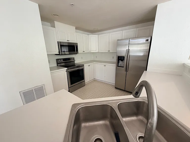 2078 Newport Way NW #103 — Photo 4