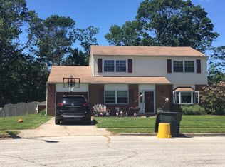 8 Waterford Cir, Sewell, NJ 08080