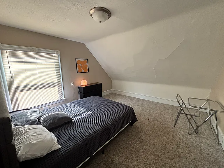 111 Sweet St NE #3 — Photo 12
