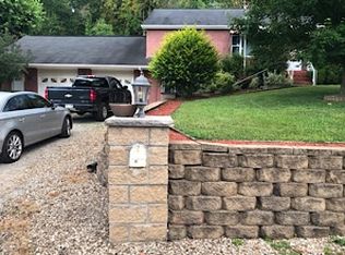 31 Lydia Ln, Dunbar, WV 25064