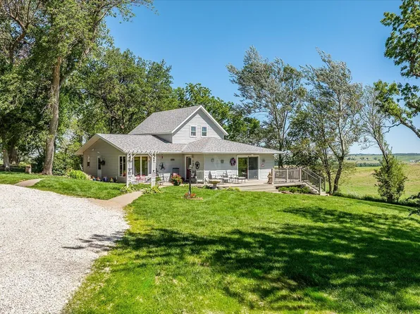 1514 Nelson Park Rd, Dow City, IA 51528