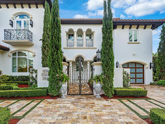 3rd image of 760 Coquina Way