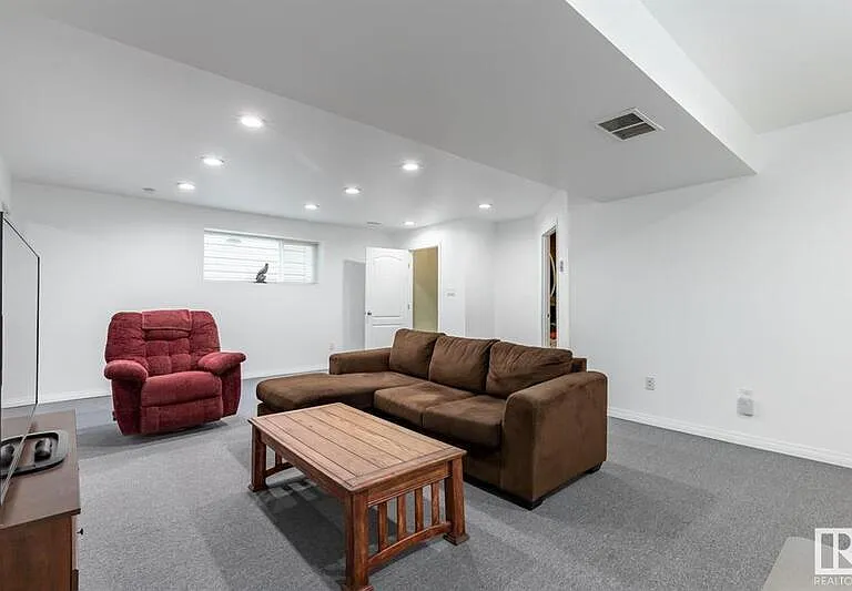 1798 Melrose Cres SW #HOUSE — Photo 29