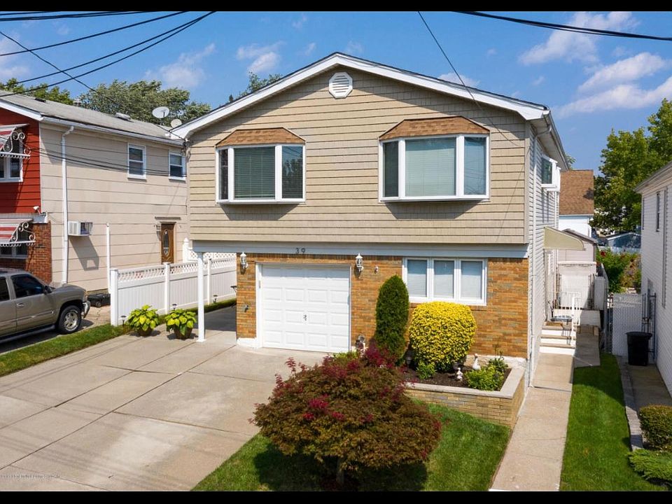 1st image of 39 Fern Ave Floor 1