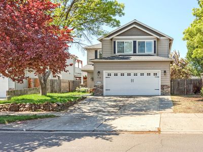759 Spring Valley Dr, Medford, OR, 97501