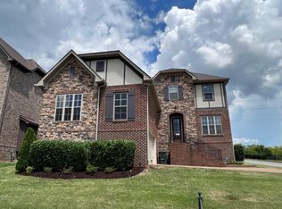 7000 Natchez Pointe Blvd, Nashville, TN 37221