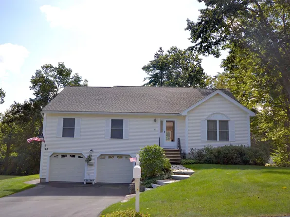 211 Aladdin Street, Manchester, NH 03104