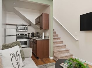 1415 NW 19th Ave APT 8, Portland, OR 97209