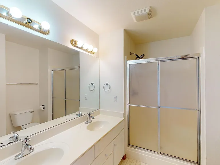 5217 Nevada Cir — Photo 15