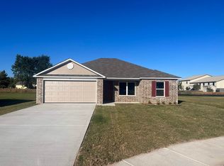 37 Farmhouse Cir, Vilonia, AR 72173