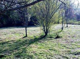 682 Cicada Rd, Quebeck, TN 38579