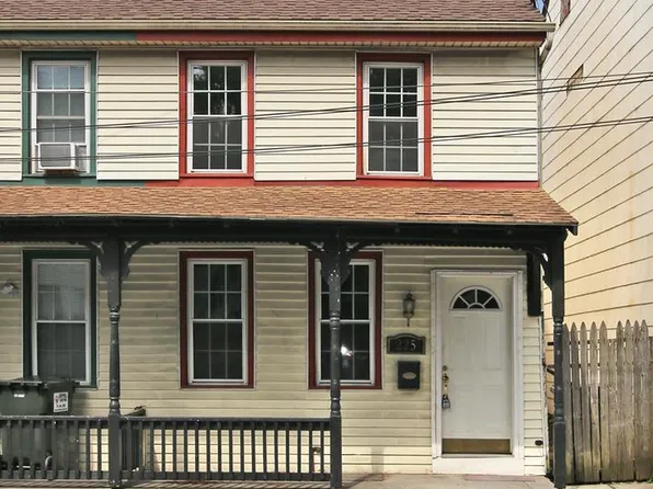 225 S 9th St, Lebanon, PA 17042