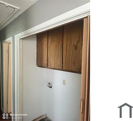 3 bed, 990 sqft, $1,400 — Photo 3