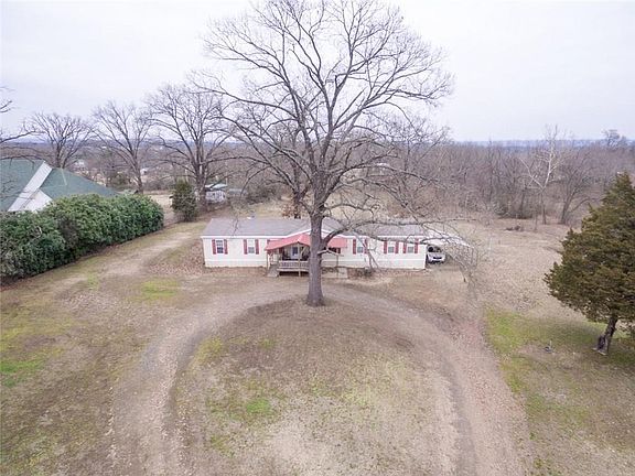3rd image of 501 Mendez Ln