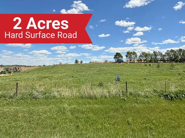 15725 300th St, Treynor, IA 51575