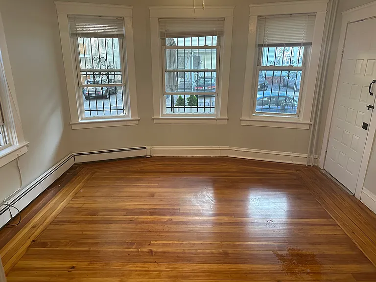 20 Richter St #1 — Photo 11