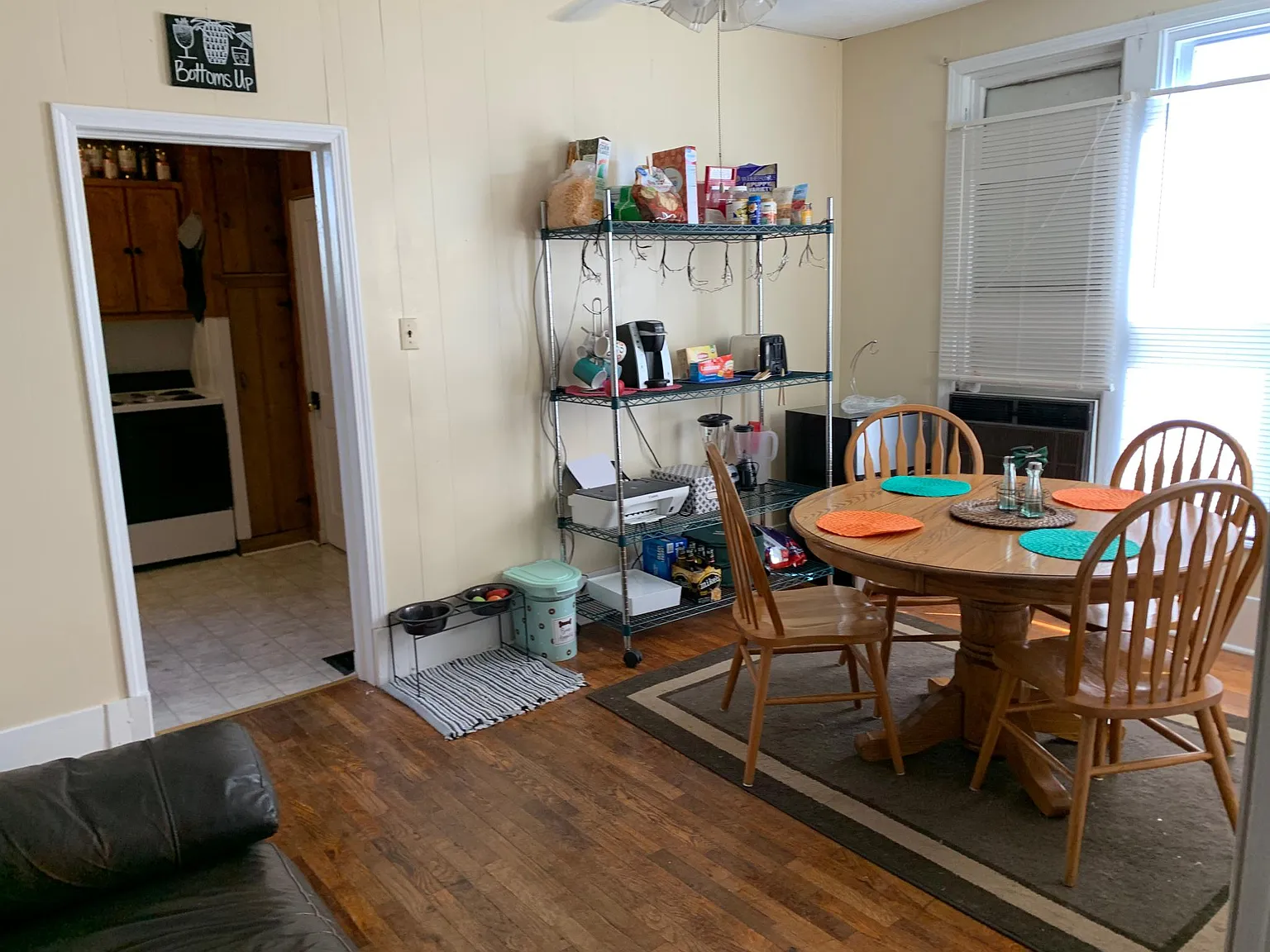 611 E Pierce St — Photo 3