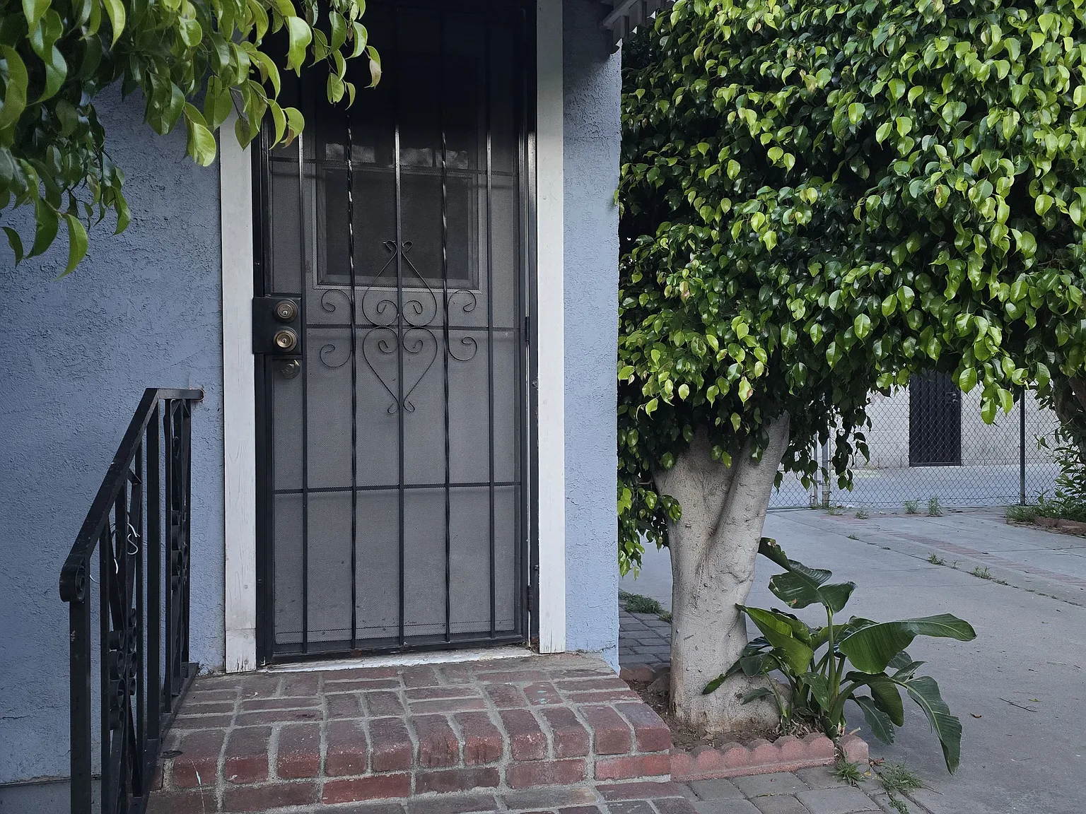1/2 Stafford Ave, Huntington Park — Photo 2