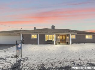 32680 S River Rd, Harrison Township, MI 48045