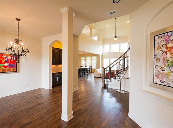 2nd image of 4305 Saint Elias St