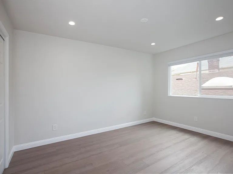 1811 Francisco Street — Photo 6