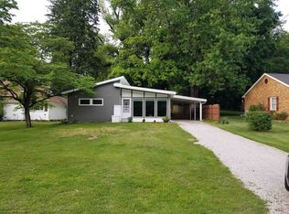 1012 Old Wheatland Rd, Vincennes, IN 47591