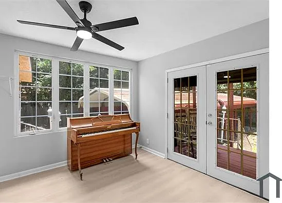 2970 Armstrong Dr — Photo 13