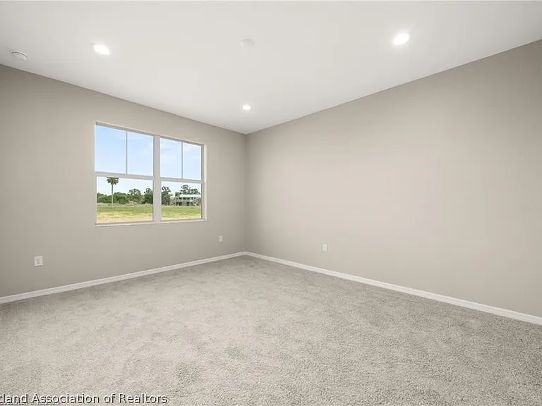 845 Peachtree Dr — Photo 23