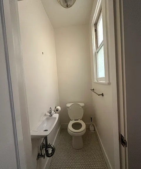 1362 Chestnut St #1362 — Photo 14