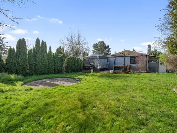 450 Obed Ave, Saanich, BC V9A 1K5