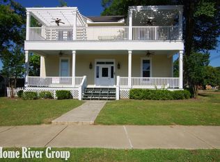 138 N Front St APT D, Senatobia, MS 38668