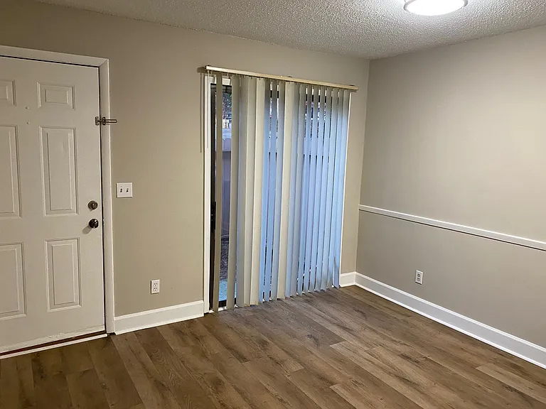 469 Granite Ridge Pl — Photo 2
